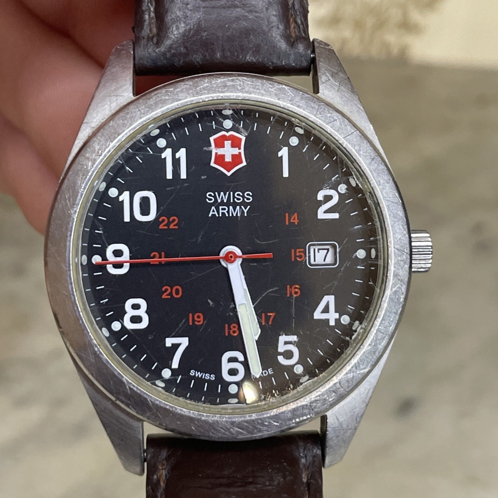 Victorinox Garrison Military Swiss Army Watch 40mm Case‎ 241083